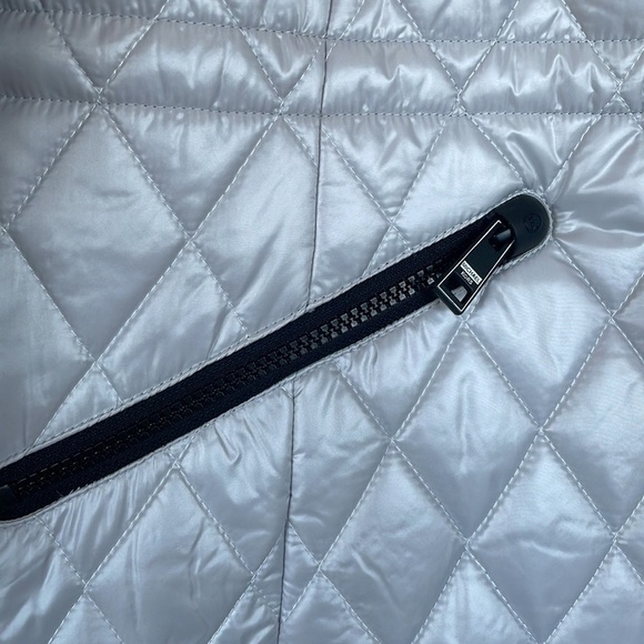 Brand New Michael Kors Opal Gray Quilted Stitch Logo Neck Zippered Jacket Coat - Picture 5 of 15